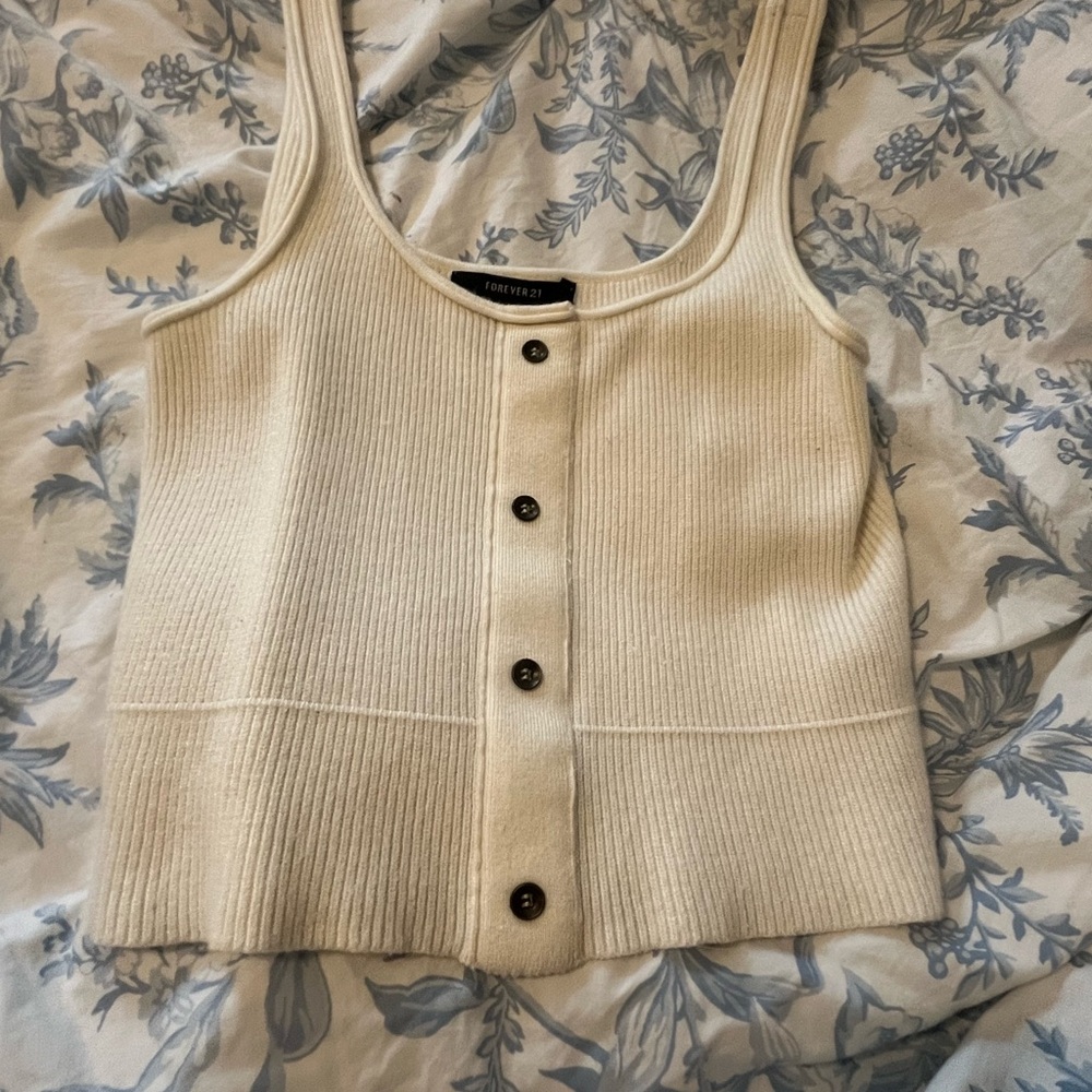 Forever 21 Cream Button-Front Crop Top